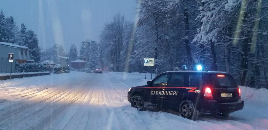 carabinieri camigliatello neve 01