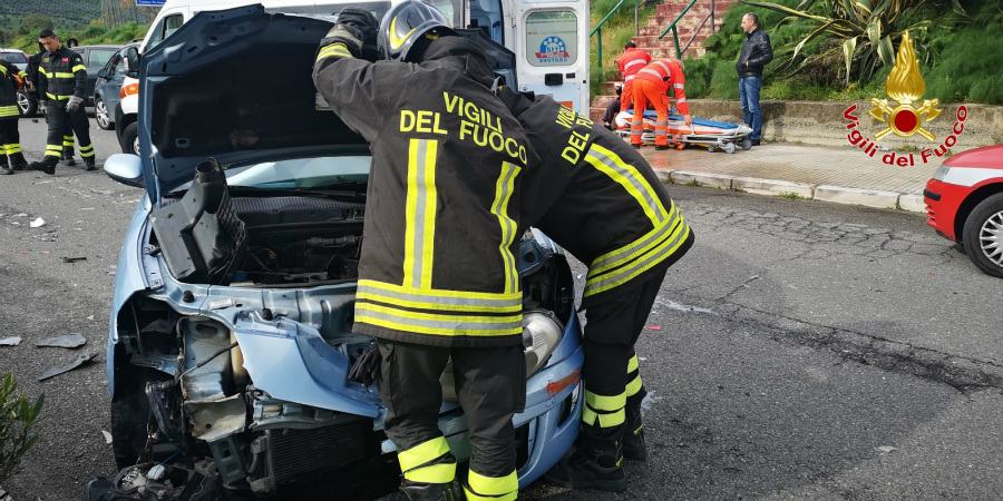 incidente crotone via ghandi 02