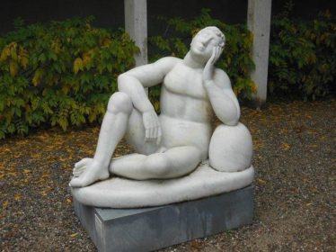 Arturo Martini Dormiente