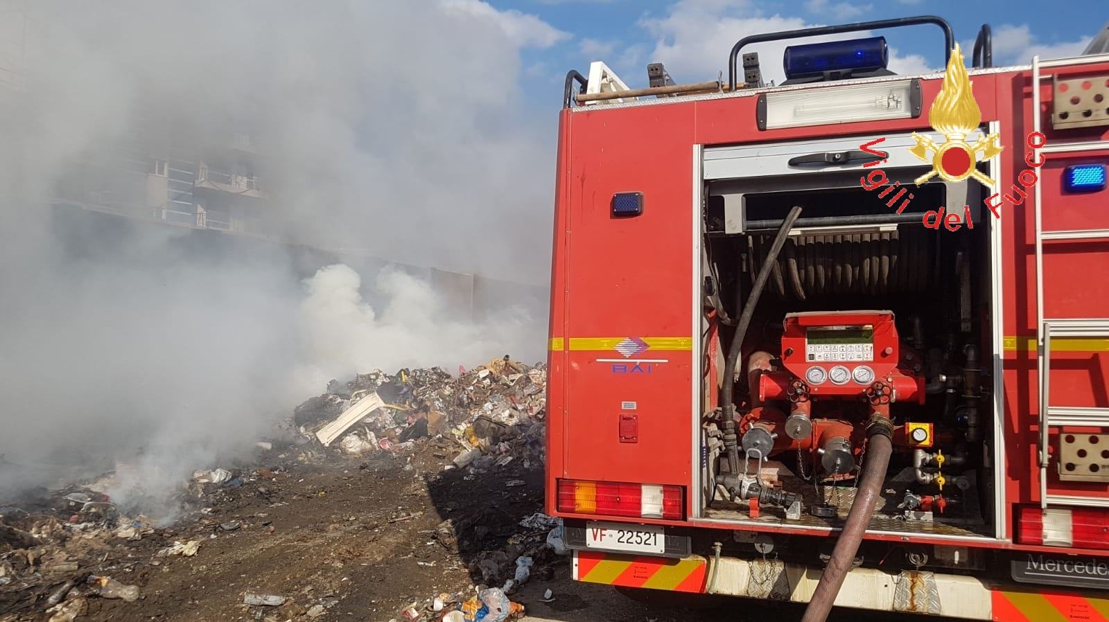 3403ab5c 40b6 453f 9025 6f812dd19c1a