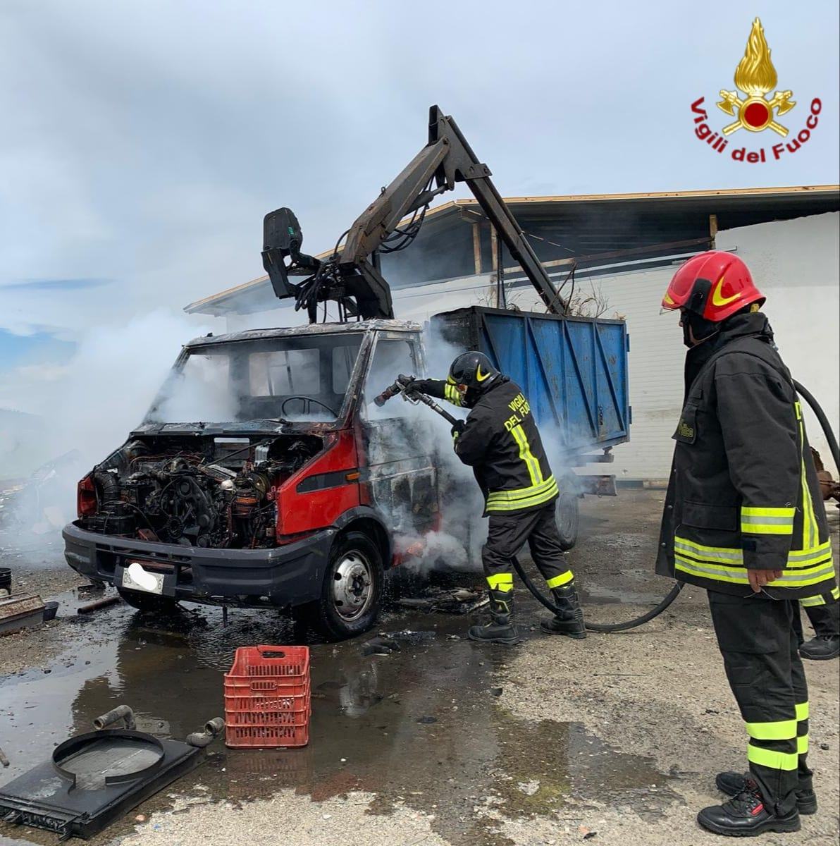 4b28b5a7 7449 40a9 bc80 4c831386d44d