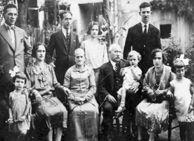 foto antica pausa riflessione