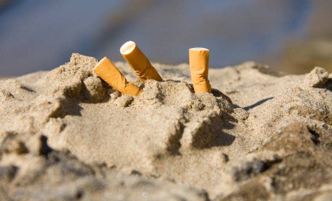 "Mozziconi inquinano più della plastica. Vietare fumo sulle spiagge di tutta Italia" 54 Fumo sigarette spiaggia2