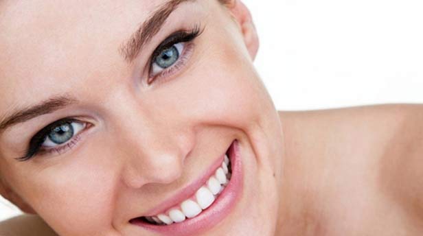 combattere problema denti gialli