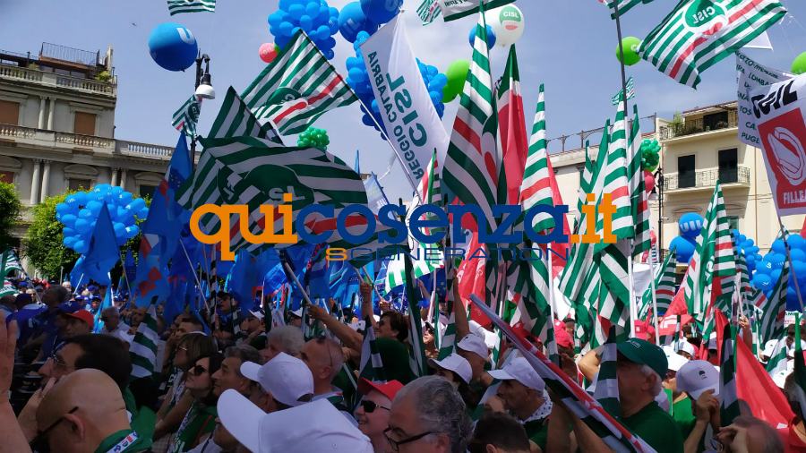 manifestazione Reggio 02