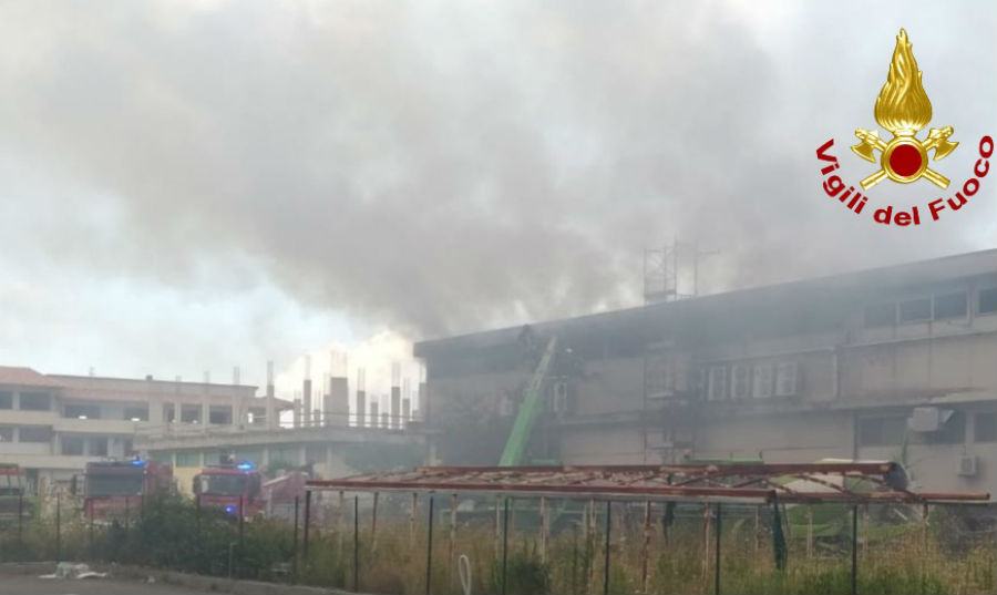 f2479037 578a 41e2 a618 bfe9ef6be9a7