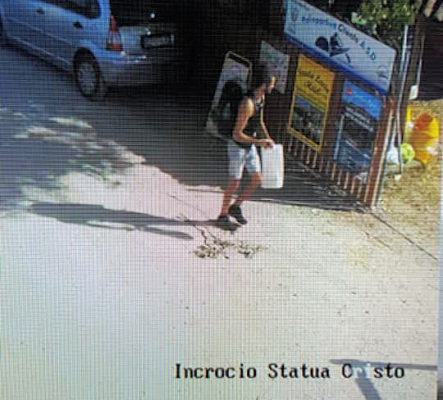 Simon Gautier, il turista francese disperso è stato ritrovato senza vita in un burrone 66 Scomparso2