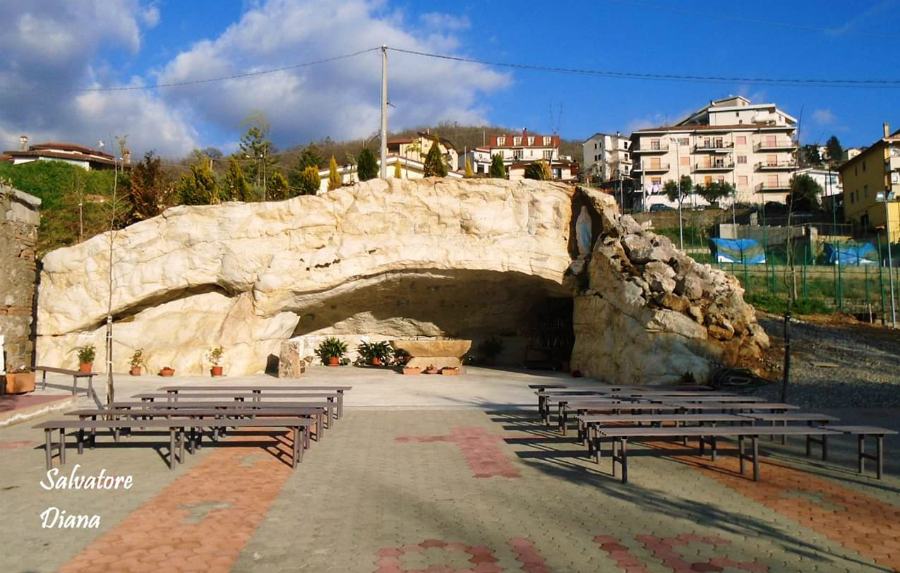 grotta pietrafitta lourdes
