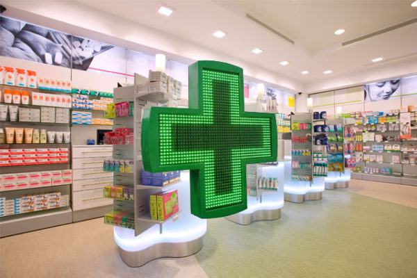 Check up al cuore in farmacia senza andare in ospedale. Boom della telemedicina 54 Famracia2