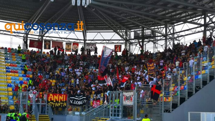 Frosione Cosenza tifosi