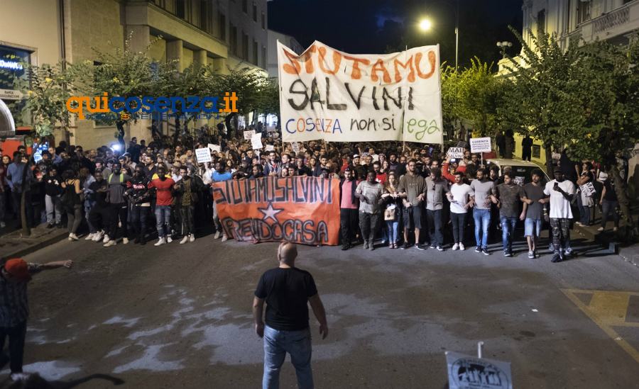 corteo contro Salvini 01