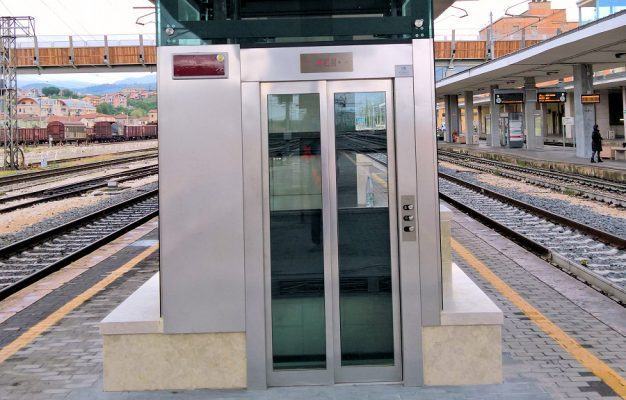 Ascensore disabili stazione