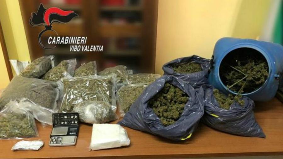 Tropea carabinieri 4 arresti 02