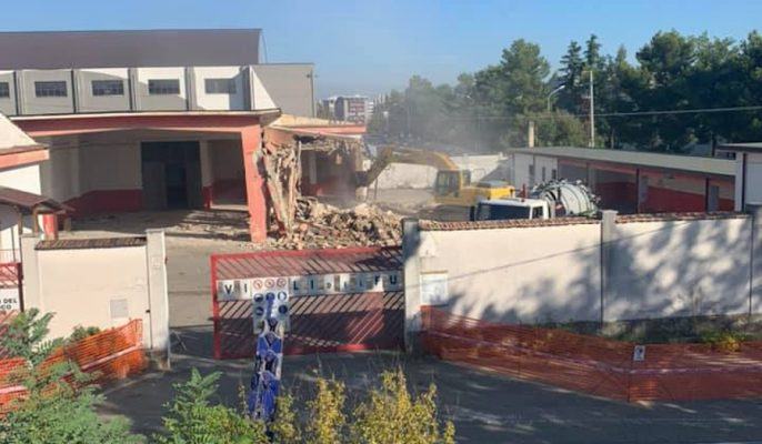 rende demolizione caseram vvf2