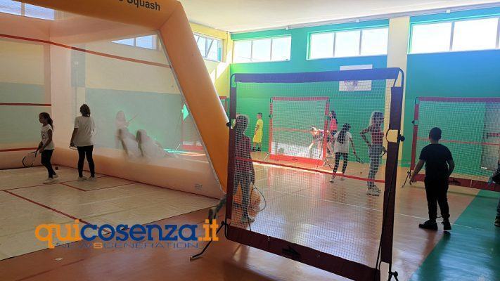 (FOTO) Rende, gli studenti dell'istituto "Pierre De Coubertin" a scuola di Squash 58 rogetto e torneo scolastico De Coubertin4