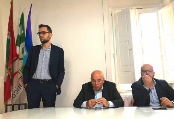 Pd, è muro contro muro. La sezione provinciale di Cosenza candida Mario Oliverio 55 PD oliverio3
