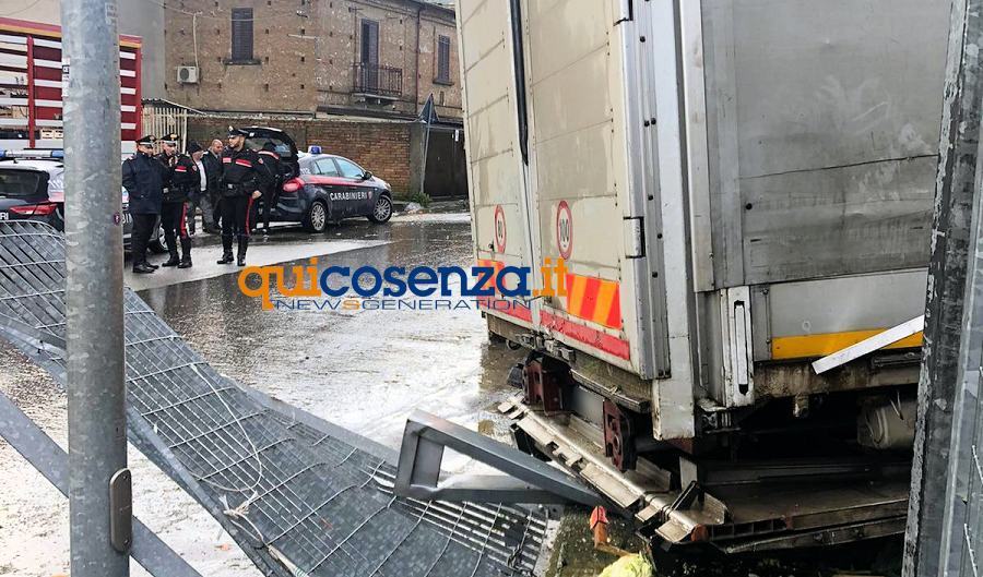 Incidenre camion Cosenza3
