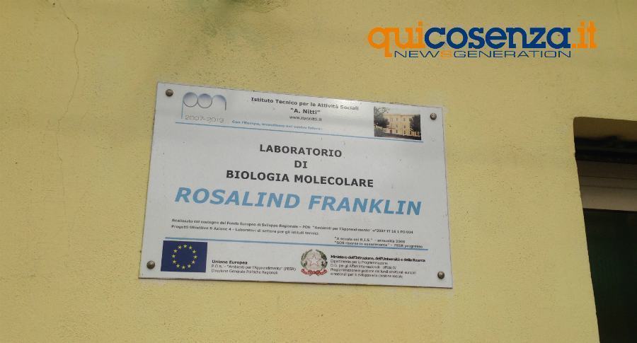 Al 'Nitti' laboratorio di biologia molecolare all'avanguardia: "Qui manipoliamo la vita" 56 Nitti13