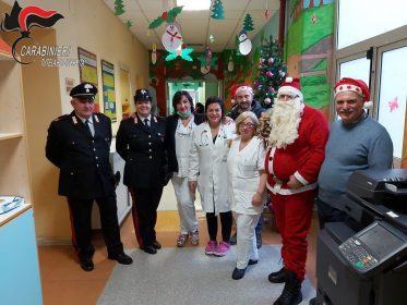 Il Natale dei carabinieri forestali con i piccoli degenti dell'Annunziata 57 PEDIATRIA2