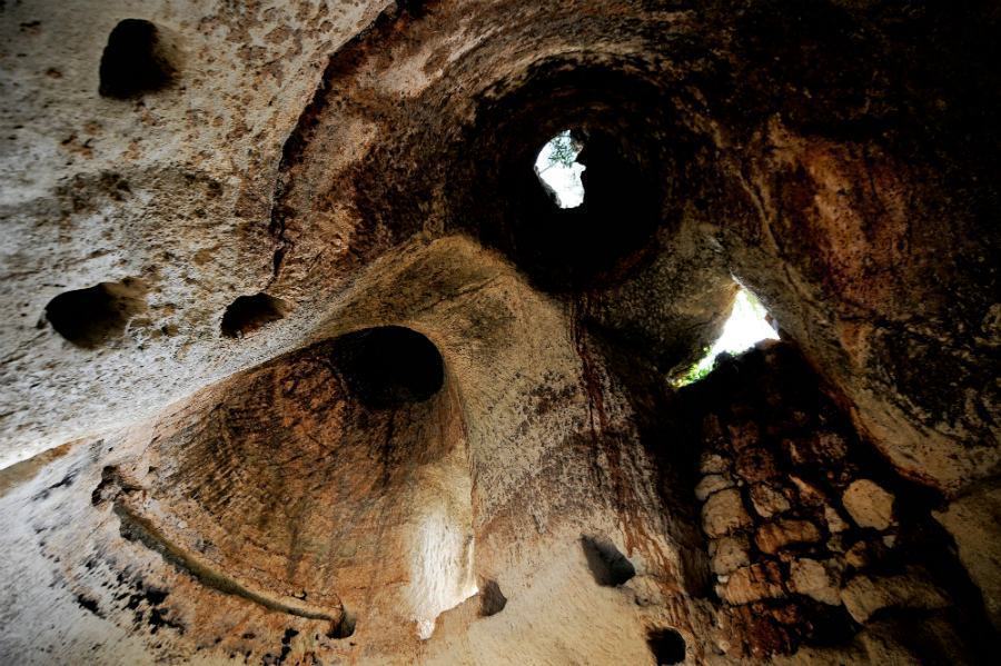 zungri interno grotta