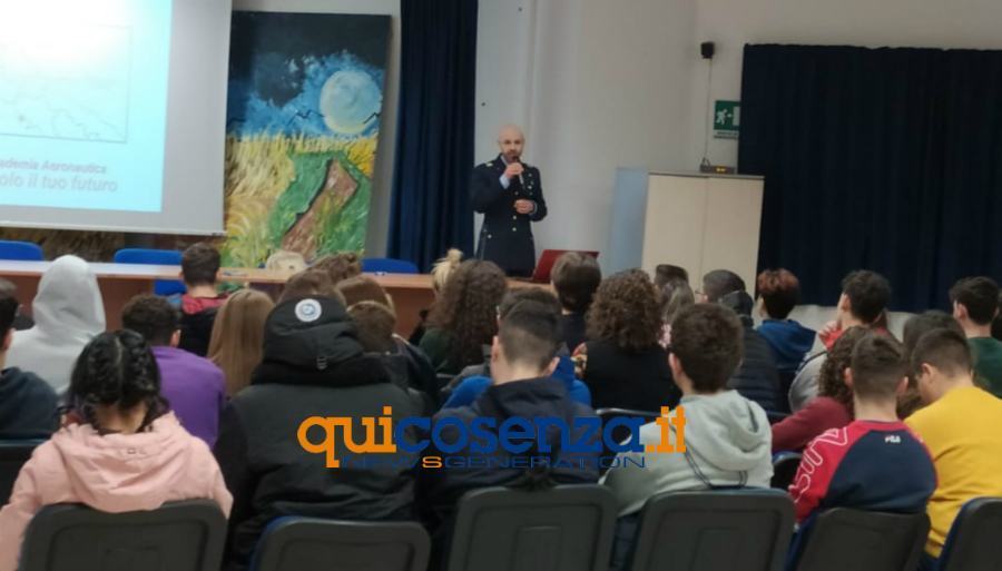 aeronautica nelle scuole 01
