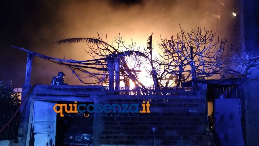 incendio abitazione Lazzaro 04