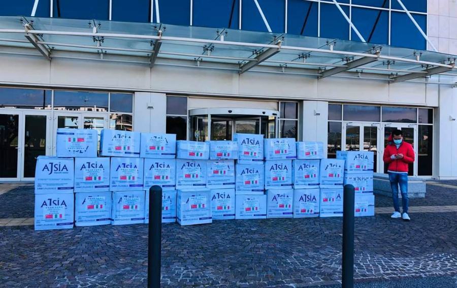 tute donate cinesi regione