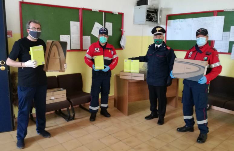 Foto consegna dispositivi