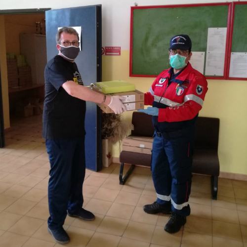 Foto consegna dispositivi2