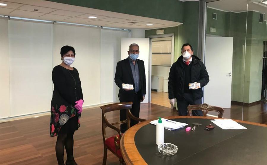 Solidarietà a Rende, consegnati più di 600 pasti e generi di prima necessità 54 Manna Artese