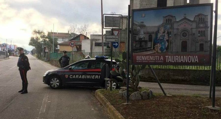 Nell'autocertificazione scrive di trovarsi in giro per reperire la cocaina, arrestato 54 carabinieri taurianova