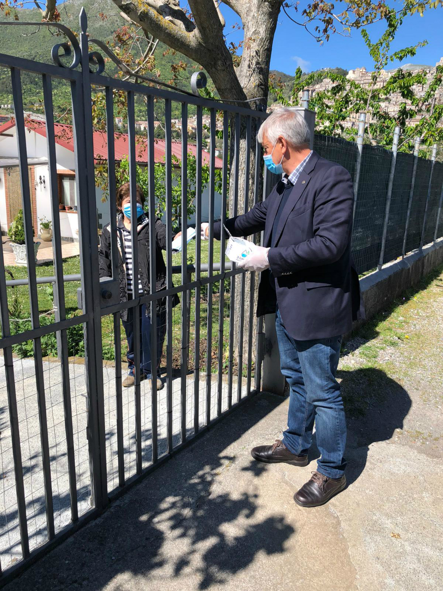 consegna mascherine Morano2