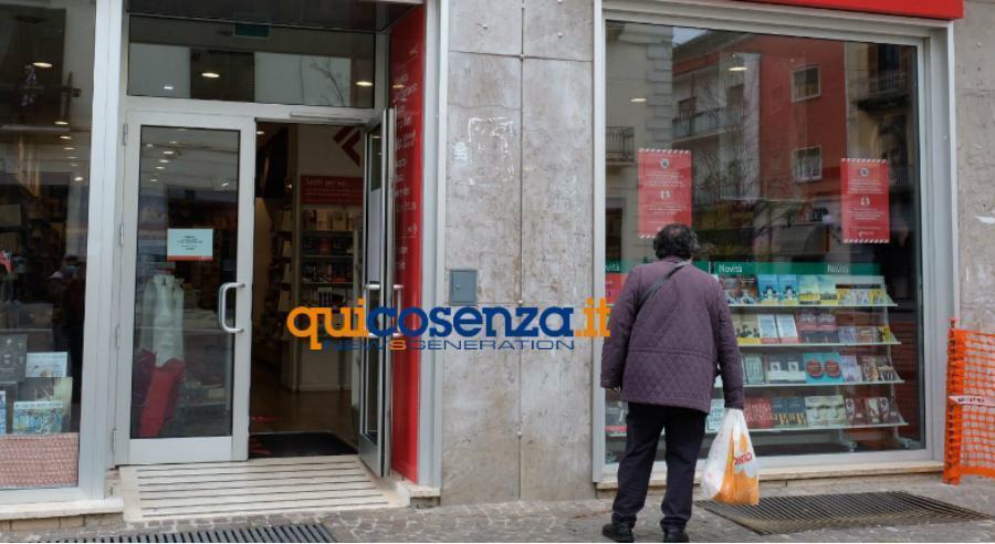 Coronavirus: riaperte le prime attività a Cosenza, pochi i segnali positivi 63 feltrinelli cosenza covid 19