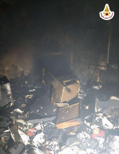 incendio rovito docente unical 04