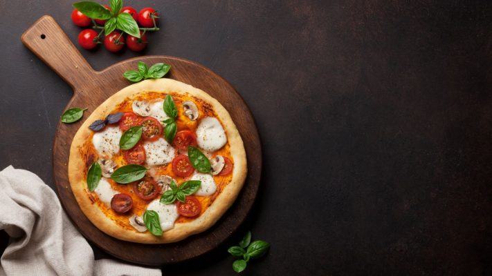 Ecco la pizza fatta in casa senza lievito 52 pizza senza lievito
