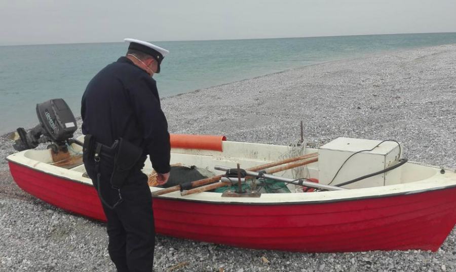 sequestro reti guardia costiera 2