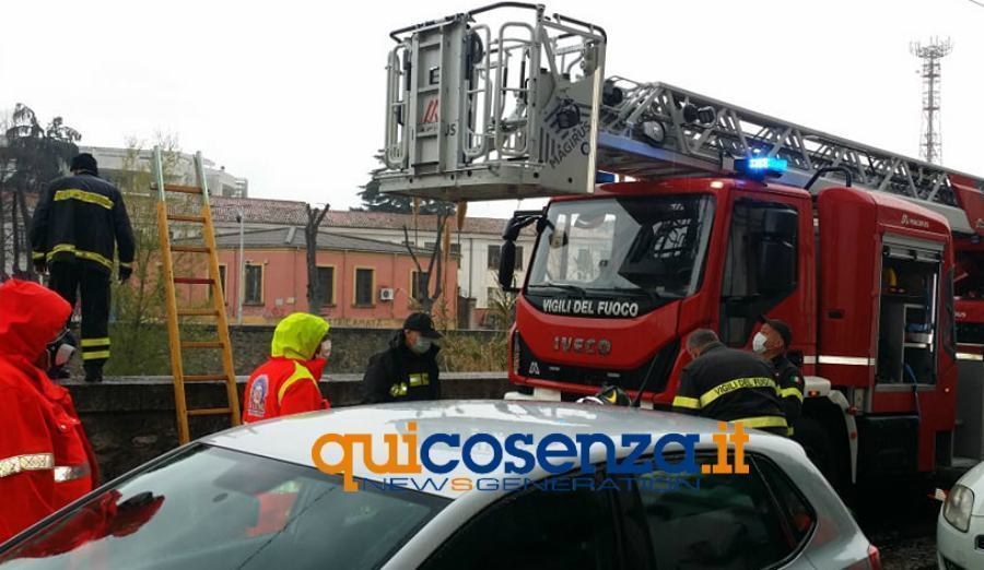 uomo fiume cosenza 02