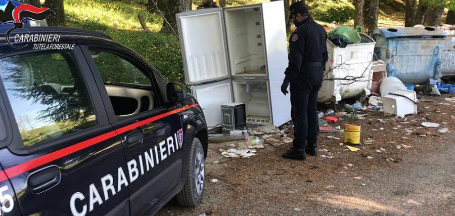 Montalto Uffugo, sorpresi dalle telecamere ad abbandonare rifiuti. Sanzionate 20 persone 54 rifiuti montalto2