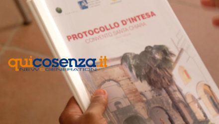 Complesso Santa Chiara, passa al Mibact. Niente più affitto per la Biblioteca Civica, ma restano i debiti 58 PROTOCOLLO INTESA SANTA CHIARA COSENZA