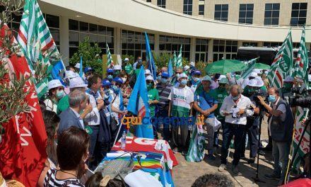 manifestazione sindacati catanzaro sanita 04