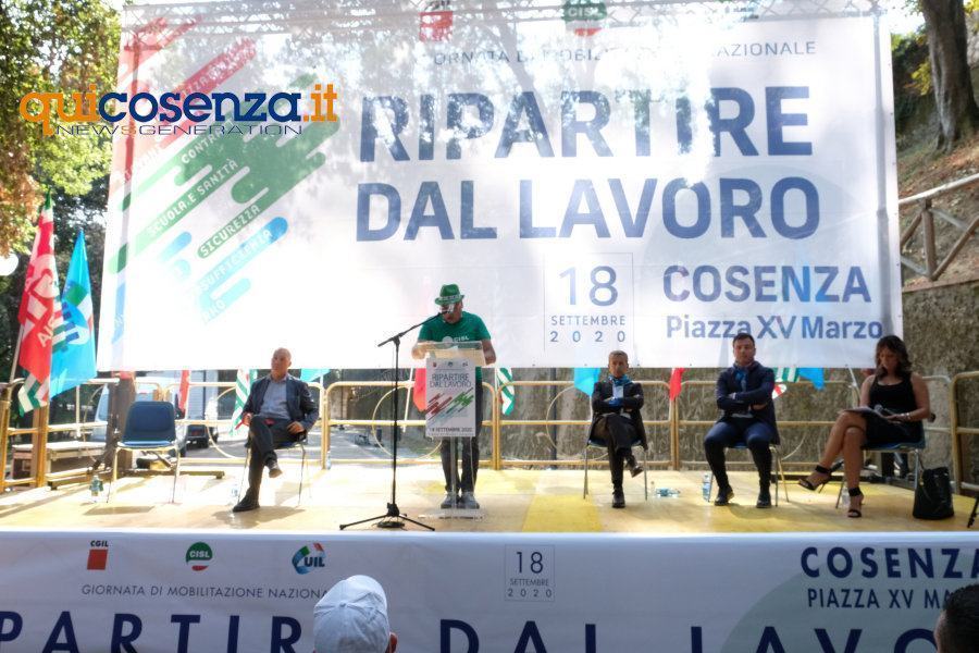 Cosenza lavoro manifest02