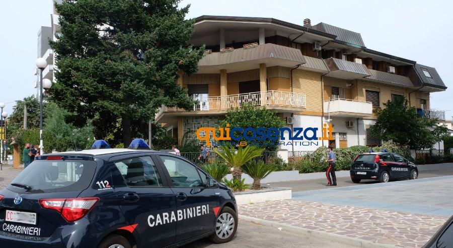 Rende, tragico incidente sul lavoro. Muore un operaio colpito da un montacarichi 61 Morte operaio Rende via Marconi 01