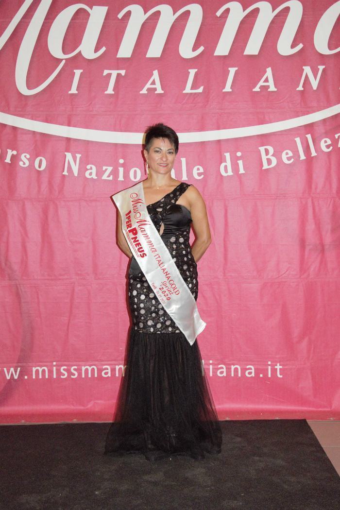 Eletta "Miss Mamma Italiana GOLD 2020". Premiata anche una mamma di Castrovillari 54 Rosa Armentano CS
