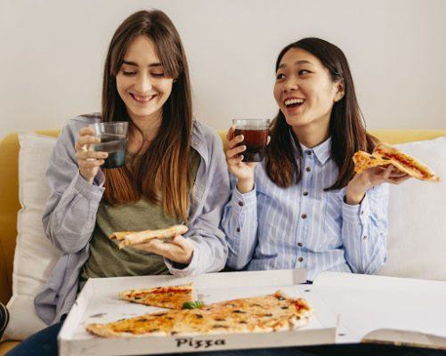 La pizza aiuta il buonumore e rende più felici 53 pizza a domicilio