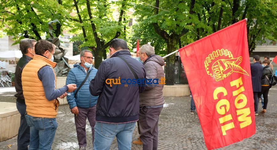 protesta consuleco bisignano prefettura lavoratori 02