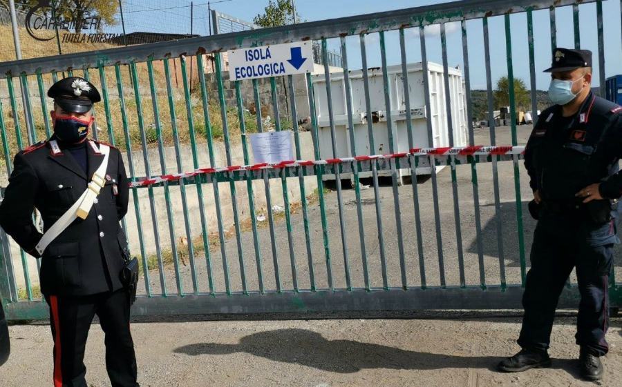 Sequestrata l’Isola ecologica comunale di Campana, denunciato il sindaco 54 sequestro campana isola ecologica 02