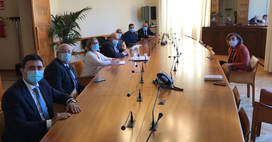 Recovery fund, delegazione di sindaci del cosentino a Roma 54 sindaci a roma incontro zampa