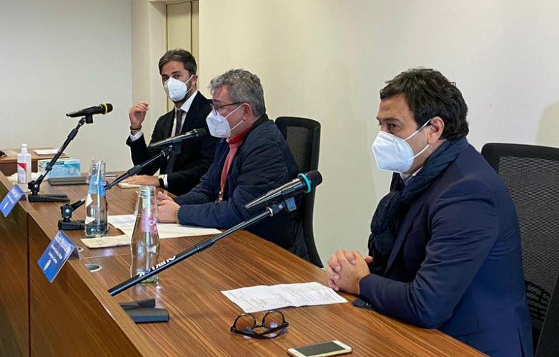 "Riapri Calabria 2", illustrato il nuovo bando. Spirlì e Orsomarso: "non abbandoneremo nessuno" 54 Conferenza Riapri calabria2