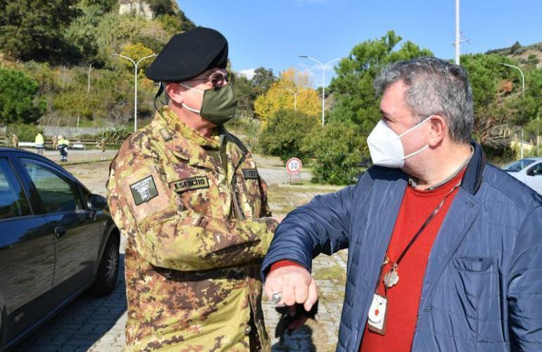 Tensostruttura per tamponi a Catanzaro, Spirlì: "il Governo latita, la Regione no" 56 ZIZZA SPIRLì TENSOSTRUTTURA CZ