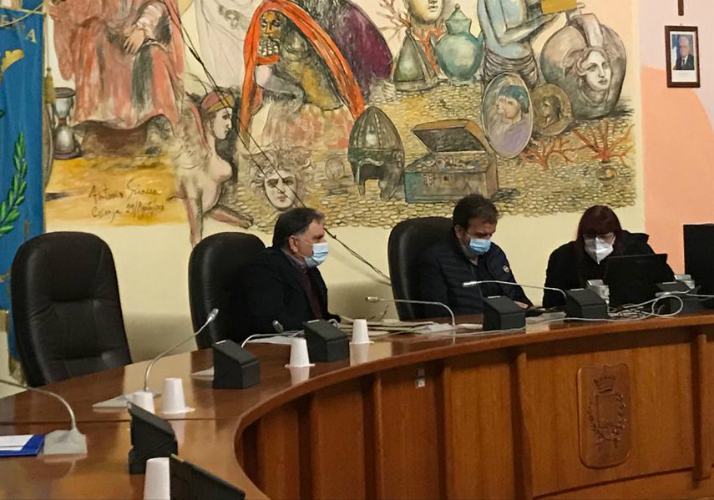 Emergenza Covid, Occhiuto in Commissione sanità insieme al Presidente dell’ordine dei medici Corcioni 54 commissione sanità con Sindaco Occhiuto